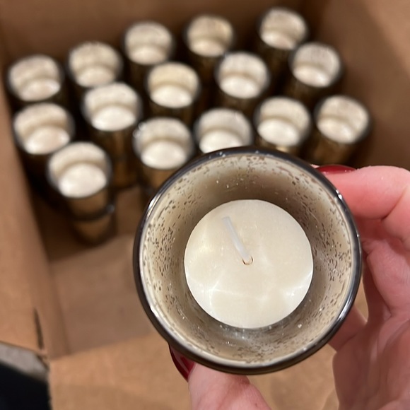 33 unused gold mercury glass votive candle holders with candles - Picture 3 of 4